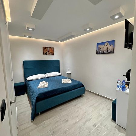 Il Filo Di Arianna Hotel Bari Bagian luar foto