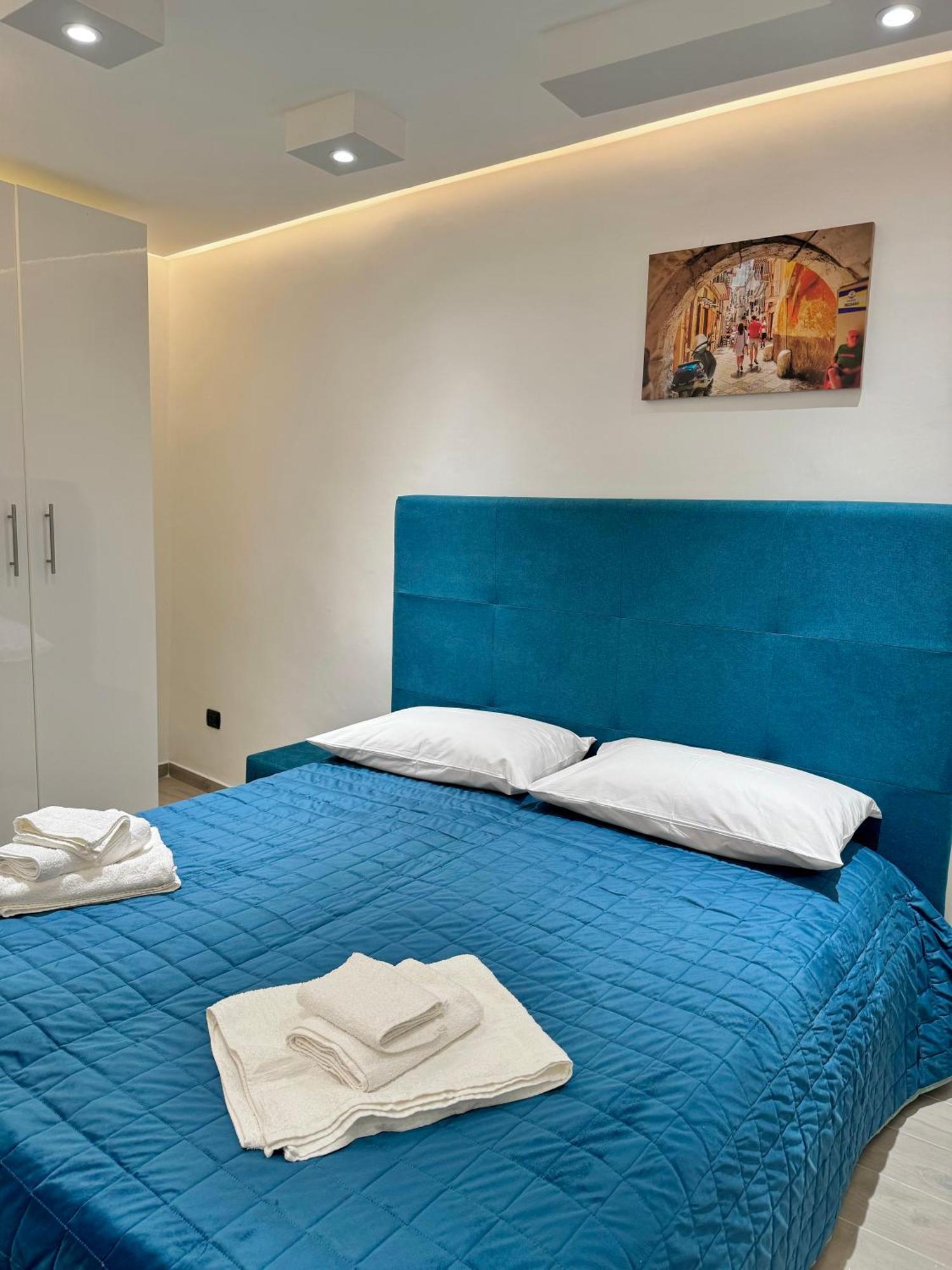Il Filo Di Arianna Hotel Bari Bagian luar foto