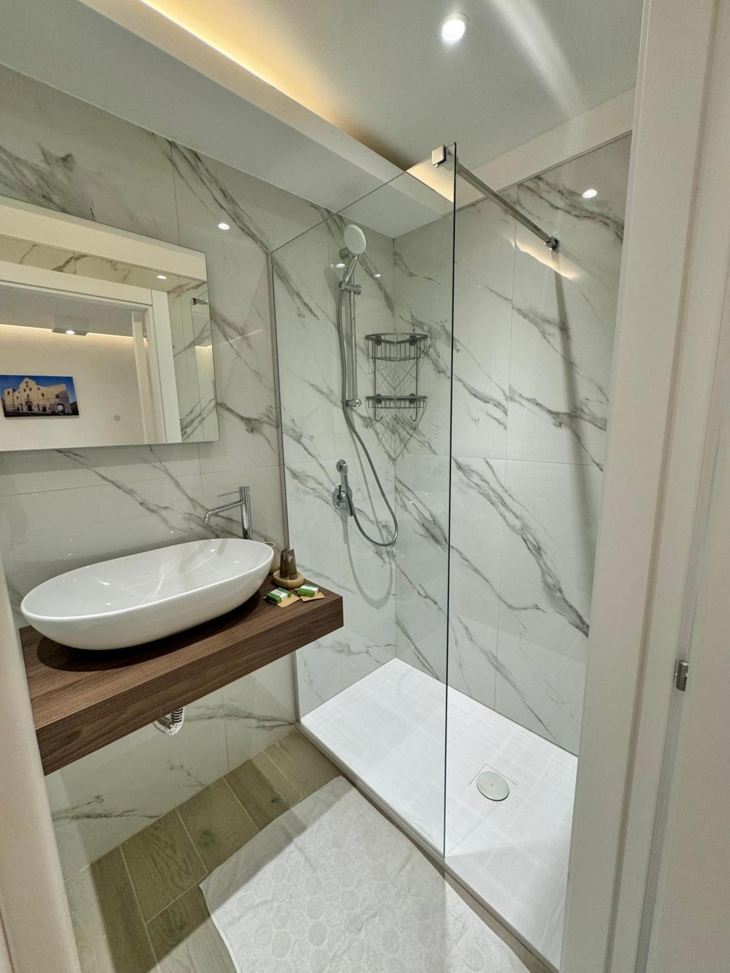 Il Filo Di Arianna Hotel Bari Bagian luar foto